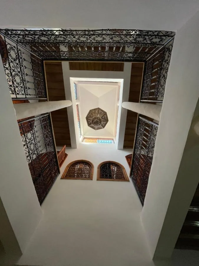 Riad Ouhmidi courtyard