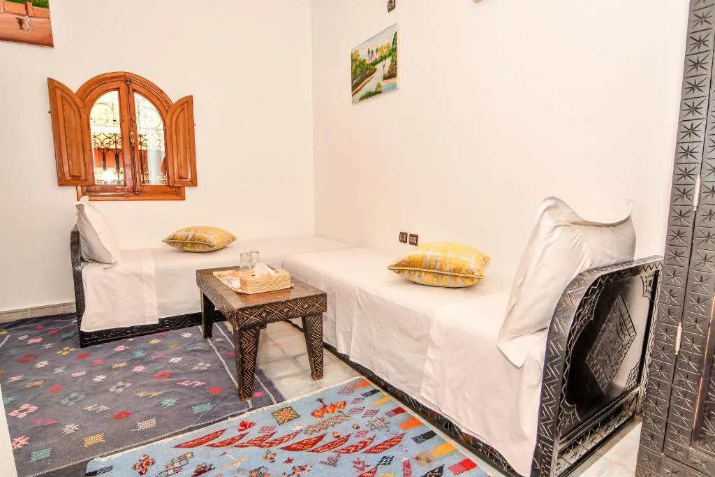 Deluxe Double Room with Extra Bed 12