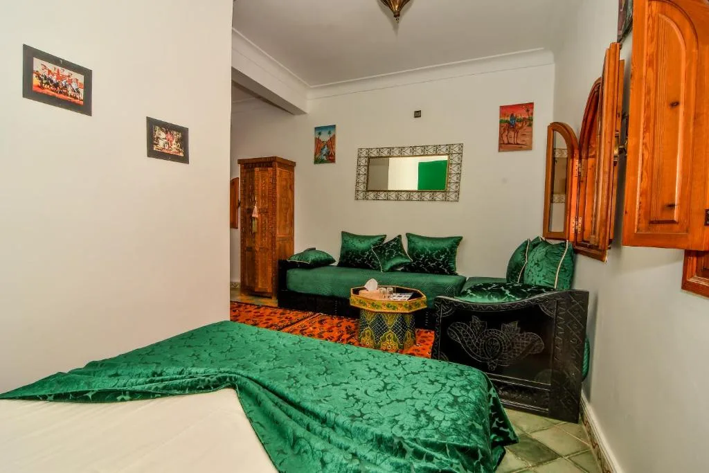 Deluxe Double Room with Extra Bed 13