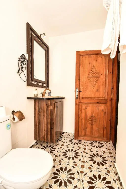 Chambre Double avec Salle de Bain Privée 3