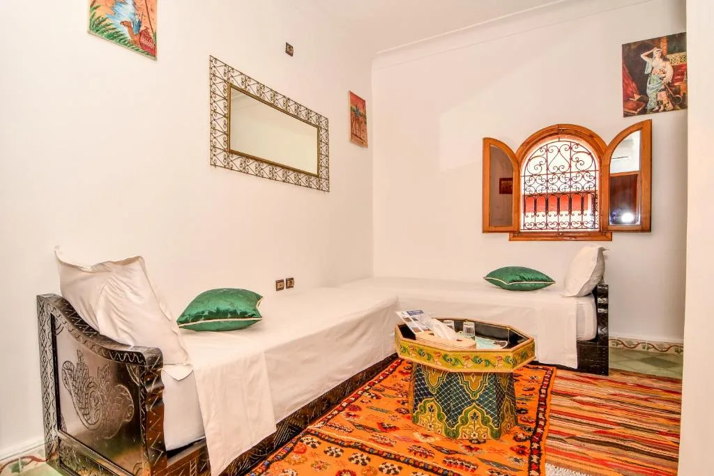 Chambre Double Deluxe avec Lit Supplémentaire 11